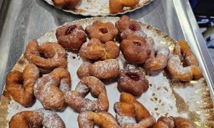 Za pusta hrusta naj bodo polne mize!